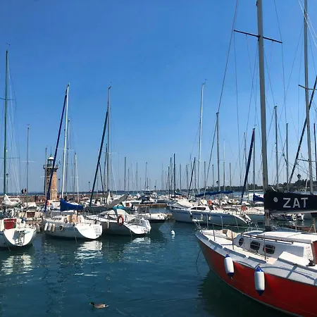 Con Piscine A Desenzano