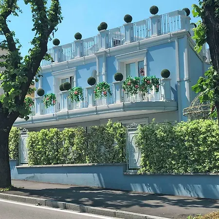 Con Piscine A Desenzano