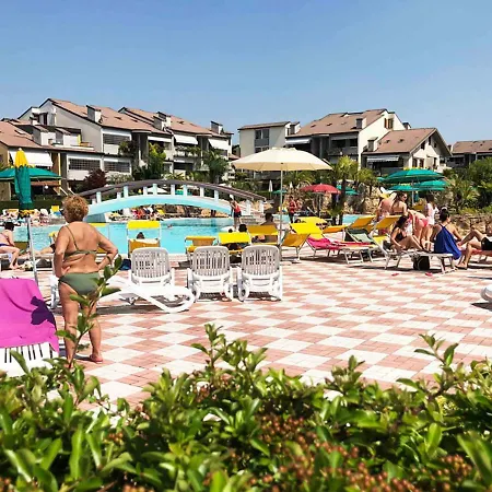 Con Piscine A Desenzano